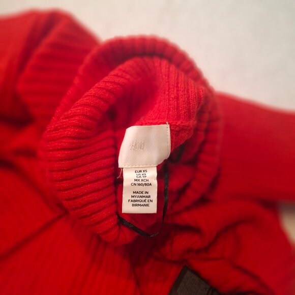H&M Red Turtleneck Sweater Sz XS Ribbed Wool Blend Minimalist Christmas Holiday - Picture 9 of 12